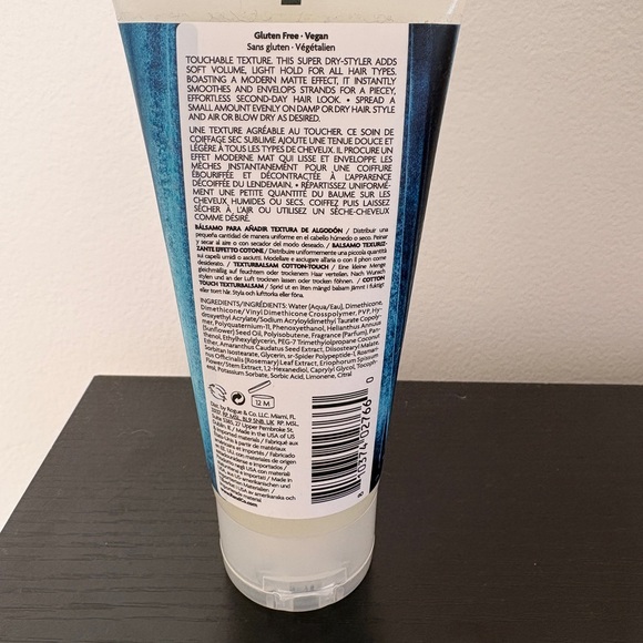 R+Co Velvet Curtain Texture Balm - Picture 3 of 4